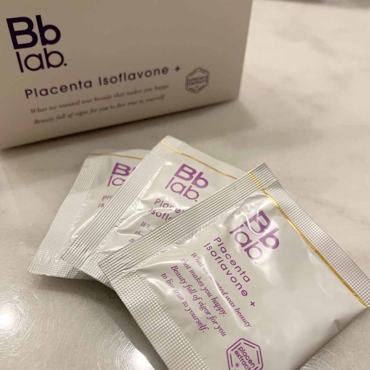 プラセンタ イソフラボン+/Bb lab./美容サプリメントを使ったクチコミ(2枚目)