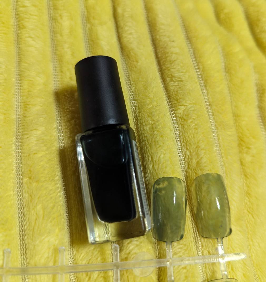 ネイルホリック Flower Layered color BL935 アヤメ/ネイルホリック/マニキュアを使ったクチコミ（1枚目）