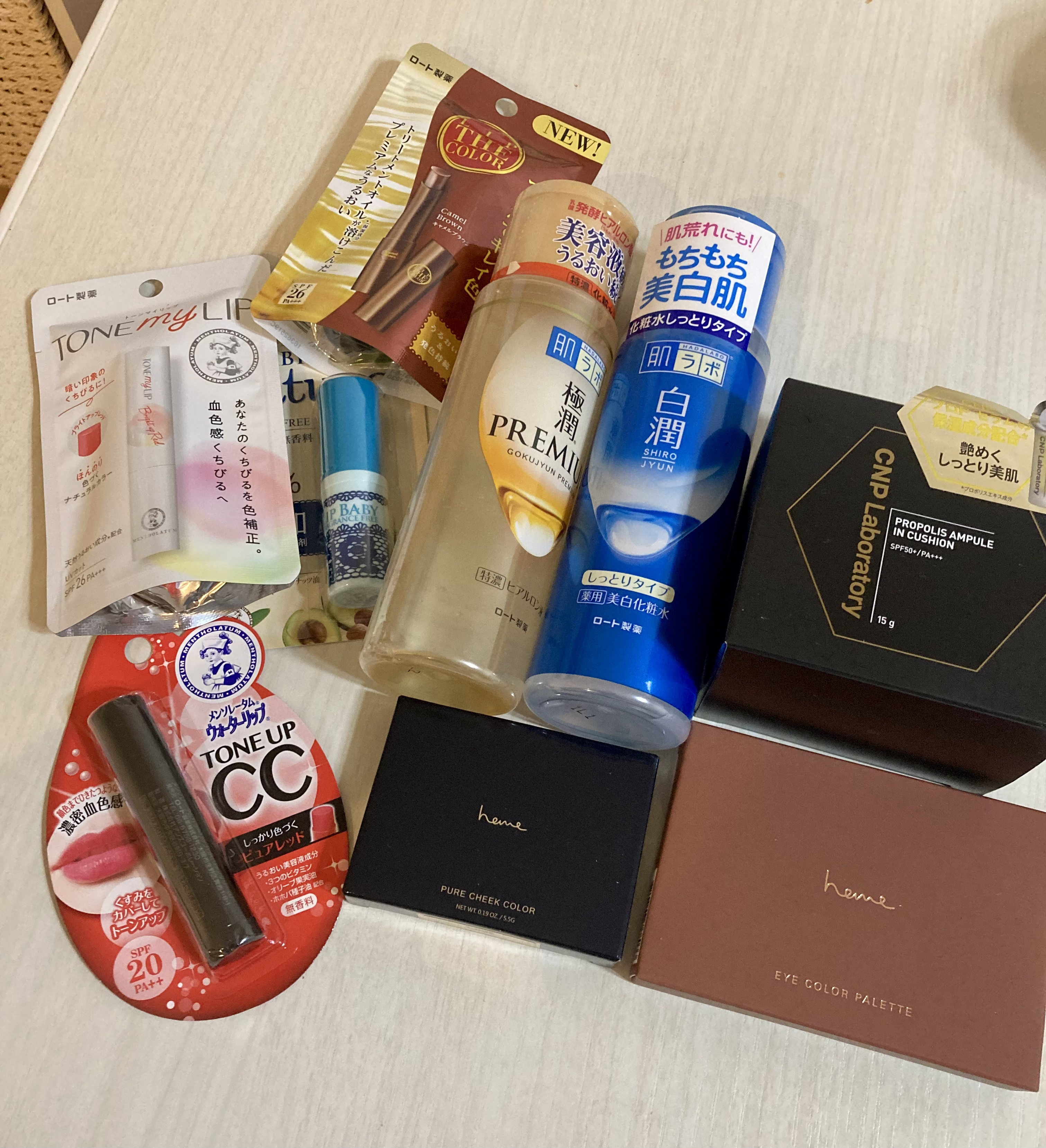 プロポリスアンプルインクッション/CNP Laboratory/クッションファンデーションを使ったクチコミ（2枚目）