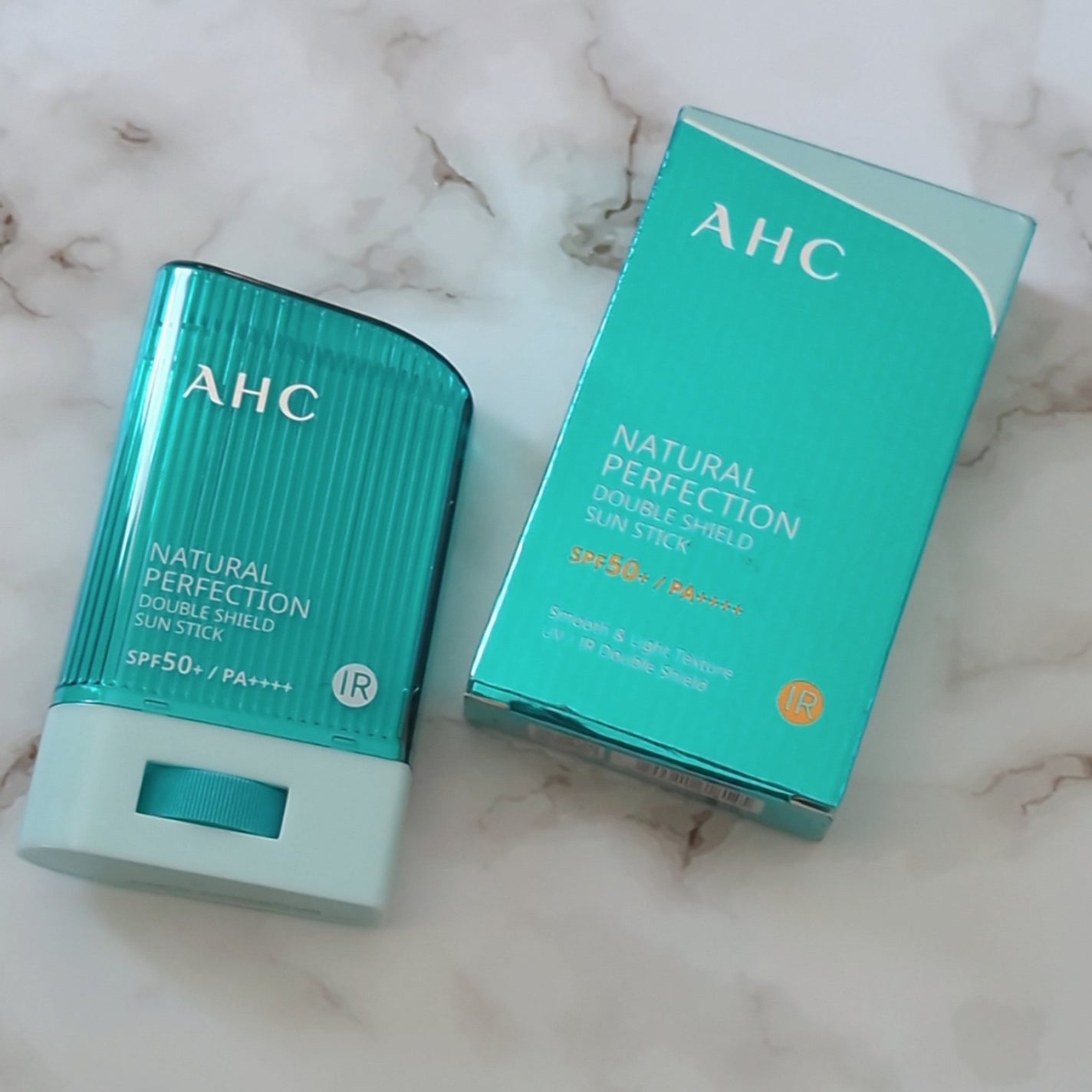 ナチュラル パーフェクション ダブル シールド サンスティック/AHC/日焼け止めスティックを使ったクチコミ(1枚目)