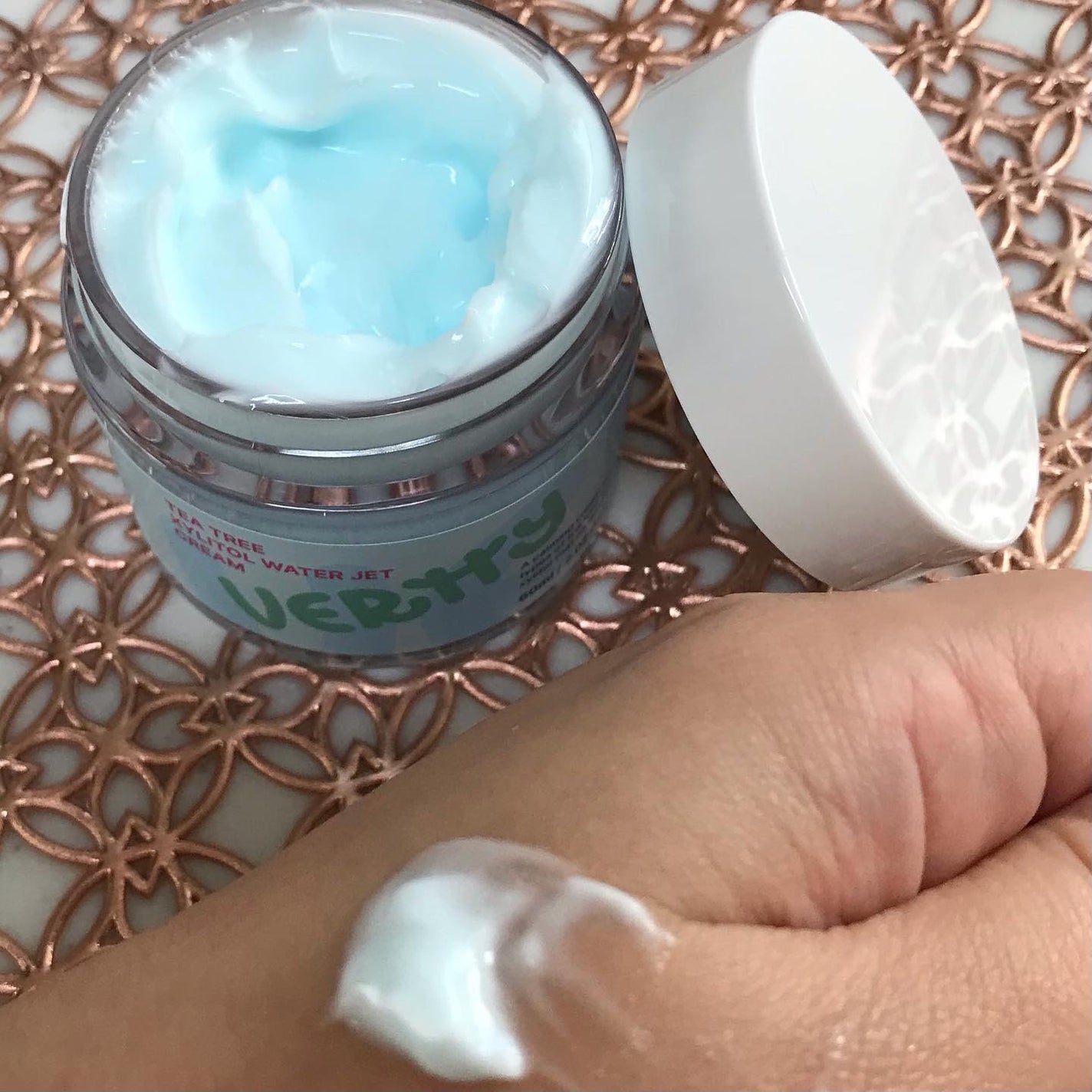 ティーツリーキシリトールウォータージェットクリーム/Vertty/フェイスクリームを使ったクチコミ(2枚目)