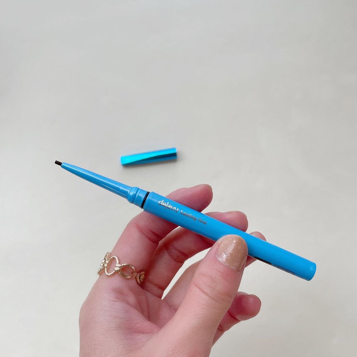 「密着アイライナー」極細クリームペンシル/デジャヴュ/ペンシルアイライナーを使ったクチコミ（1枚目）