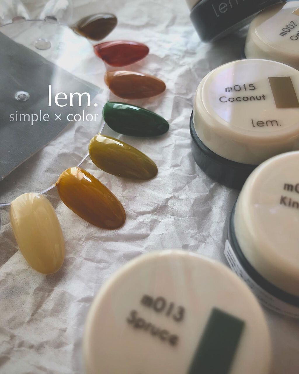 sato 🕊 self nail🫧🤍 on LIPS 「𝑙𝑒𝑚.⧉𝑠𝑖𝑚𝑝𝑙𝑒×𝑐𝑜𝑙𝑜𝑟…1つ前のpostで使ってい..」(1枚目)