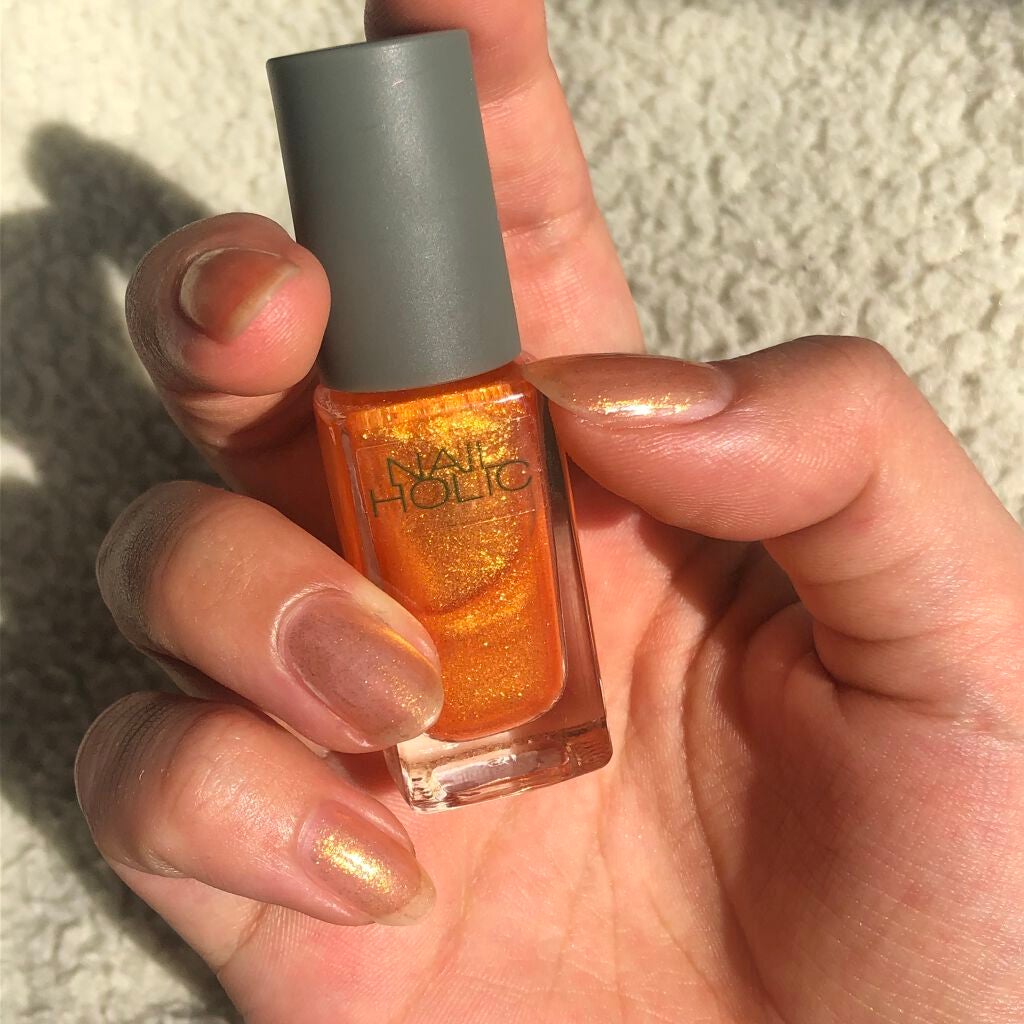 ネイルホリック リミテッドカラー Sparkle ornament/ネイルホリック/マニキュアを使ったクチコミ(4枚目)