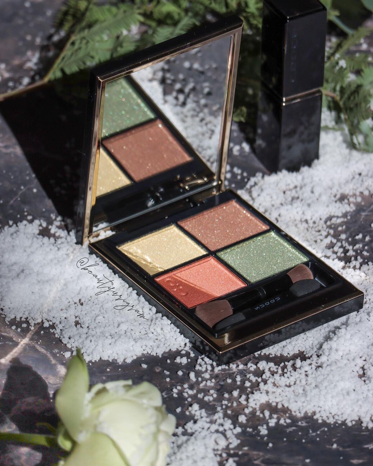 シグニチャー カラー アイズ/SUQQU/アイシャドウパレットを使ったクチコミ(1枚目)