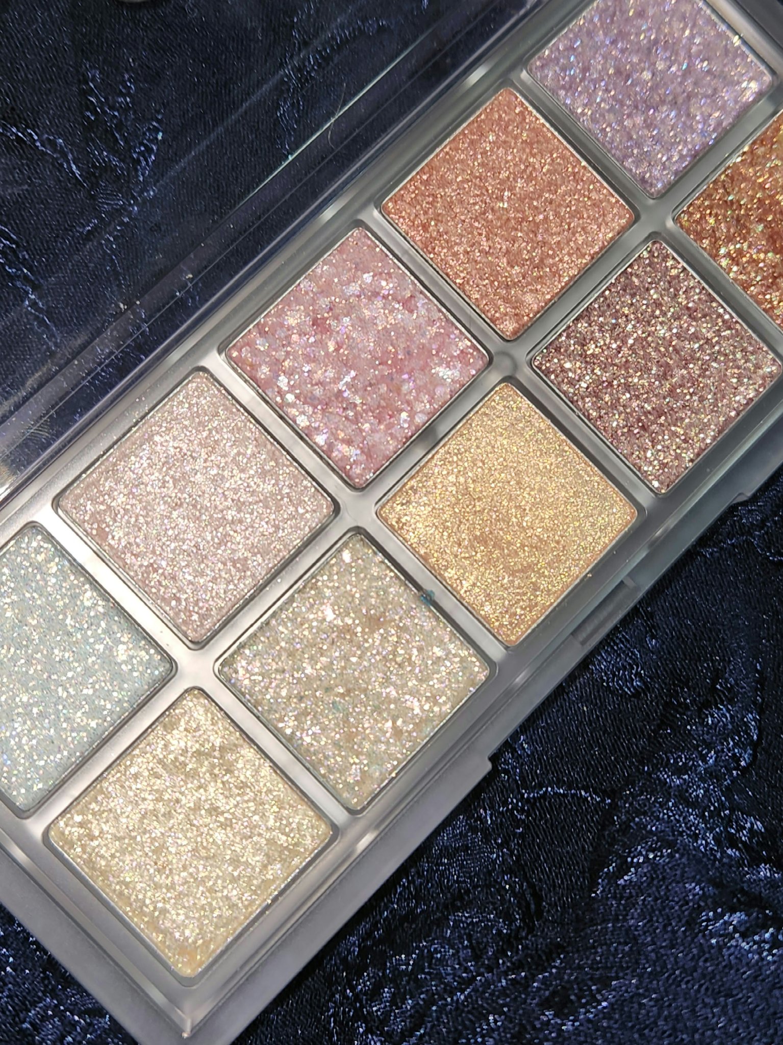 ベターザンパレット 00 ライト&グリッターガーデン(LIGHT & GLITTER GARDEN)/rom&nd/アイシャドウパレットを使ったクチコミ（1枚目）