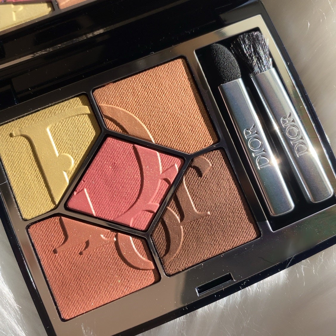 ディオールショウ サンク クルール/Dior/アイシャドウを使ったクチコミ(2枚目)