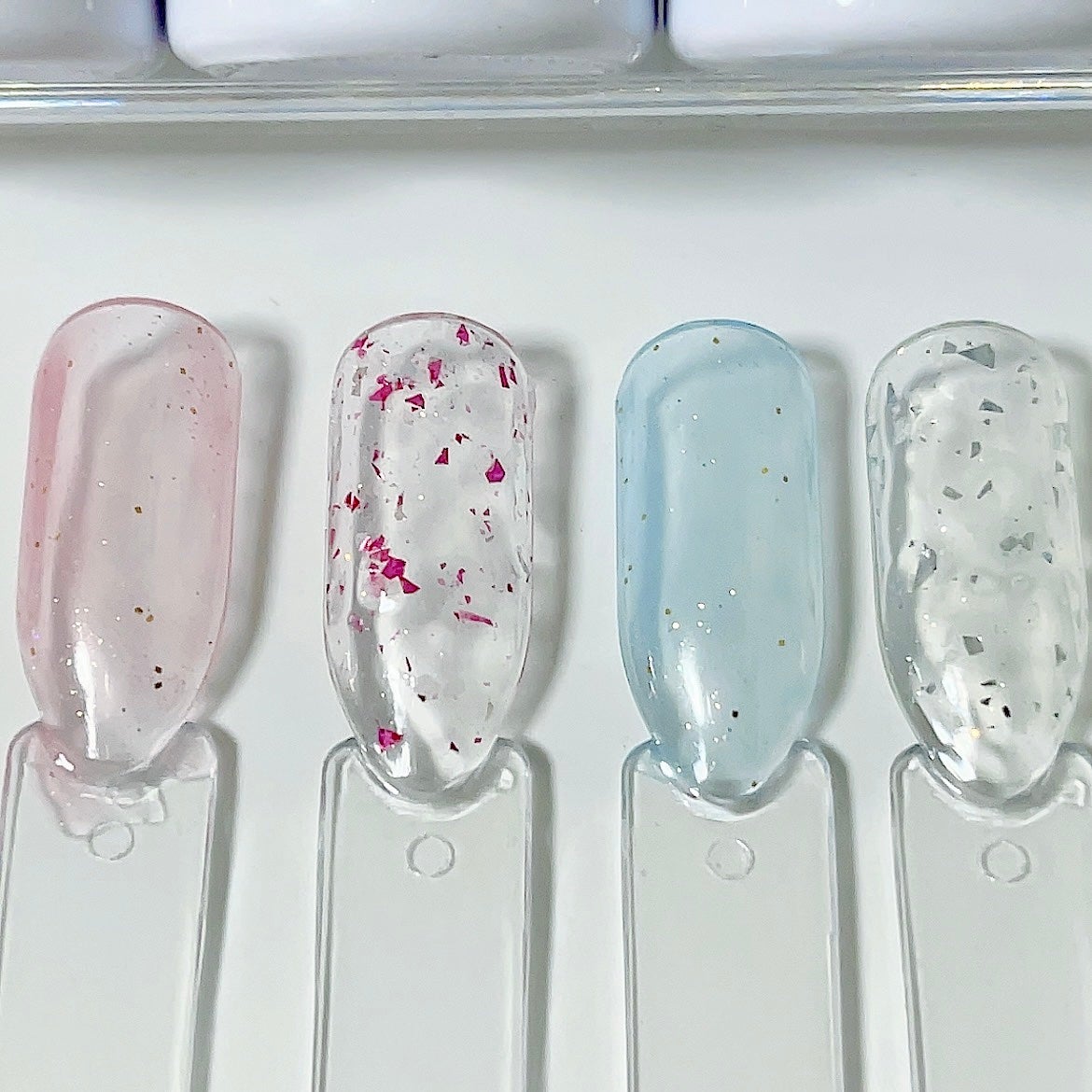 トーキョーガールズコレクションコラボ ジェルネイル DAISO