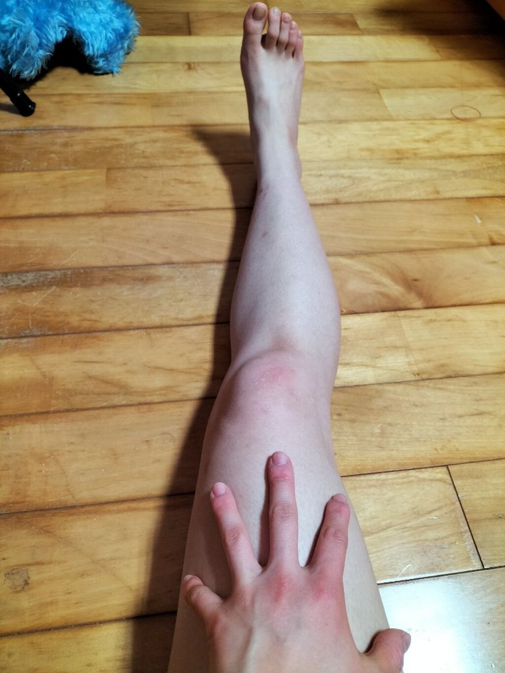 昨日はひなちゃんねる様の脚やせトレ3日目でした



まだ顕著な変化は無いようです

今日は肋骨辺りと股関節の筋肉痛すごい。
効いてる感じがします


動画こちらです⬇⬇
https://youtu.be/O5cwCtoWndE

