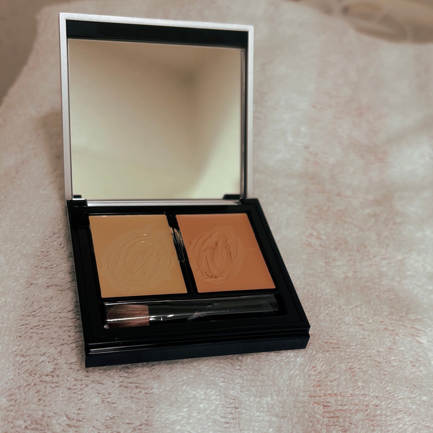 &be ファンシーラー/&be/パレットコンシーラーを使ったクチコミ(1枚目)