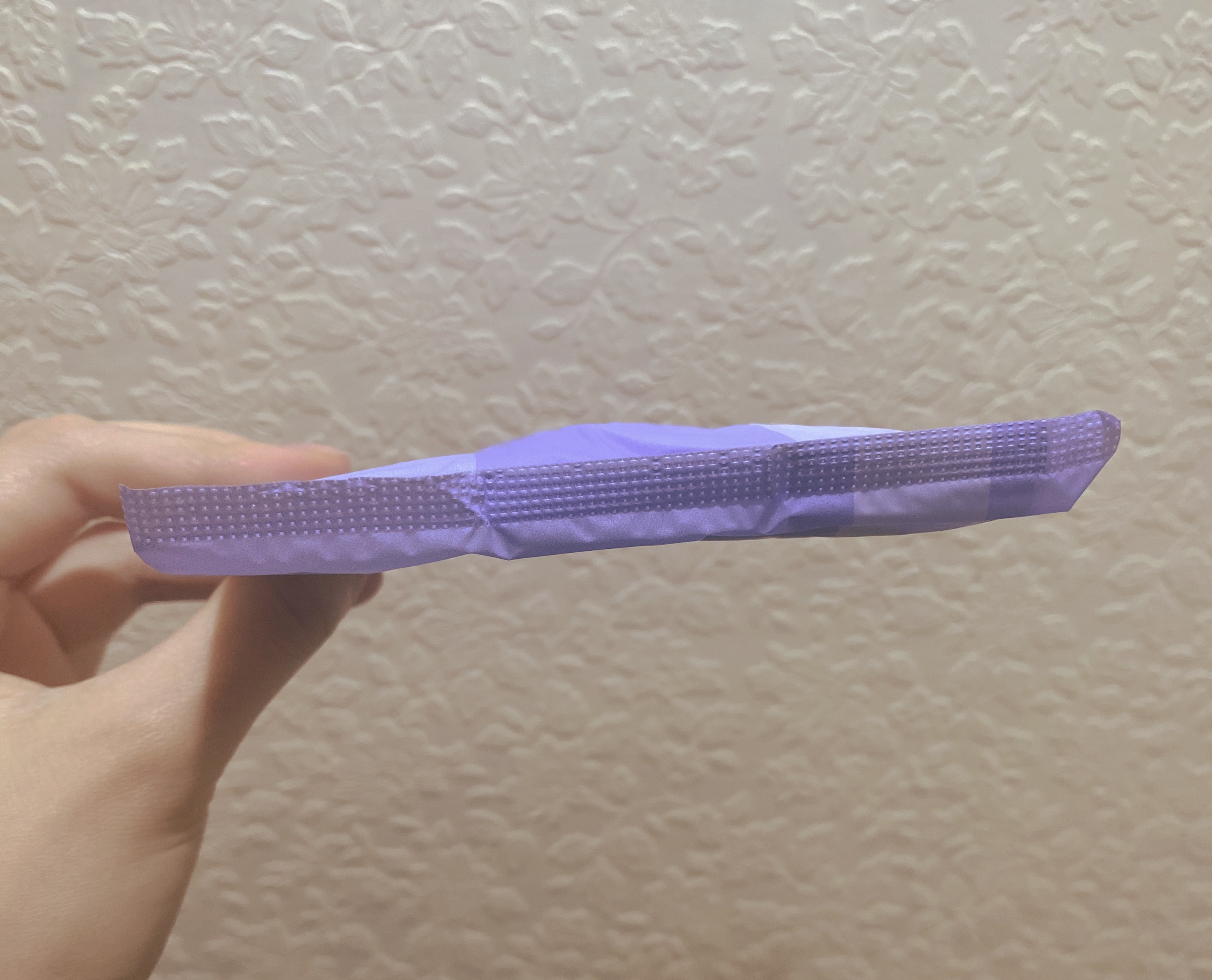 ロリエ スリムガード （特に多い夜用３５０ １３コ入）のクチコミ「
学生の頃から色々試してきたけど
私はやっぱりこれがいちばんです。

安心する。
サイズも大き.....」（2枚目）