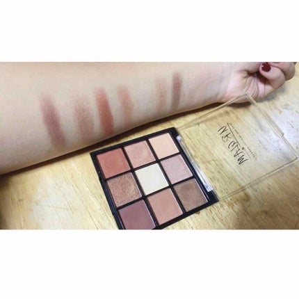 UR GLAM BLOOMING EYE COLOR PALETTE/U R GLAM/アイシャドウパレットを使ったクチコミ(3枚目)