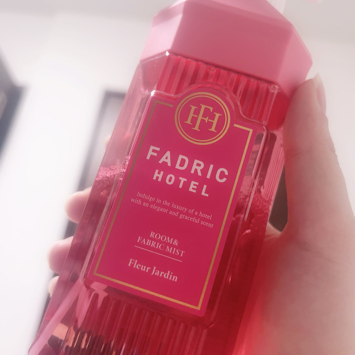 ファドリックホテル ルーム&ファブリックミスト フルールジャルダンの香り/FADRIC HOTEL/ファブリックミストを使ったクチコミ(2枚目)