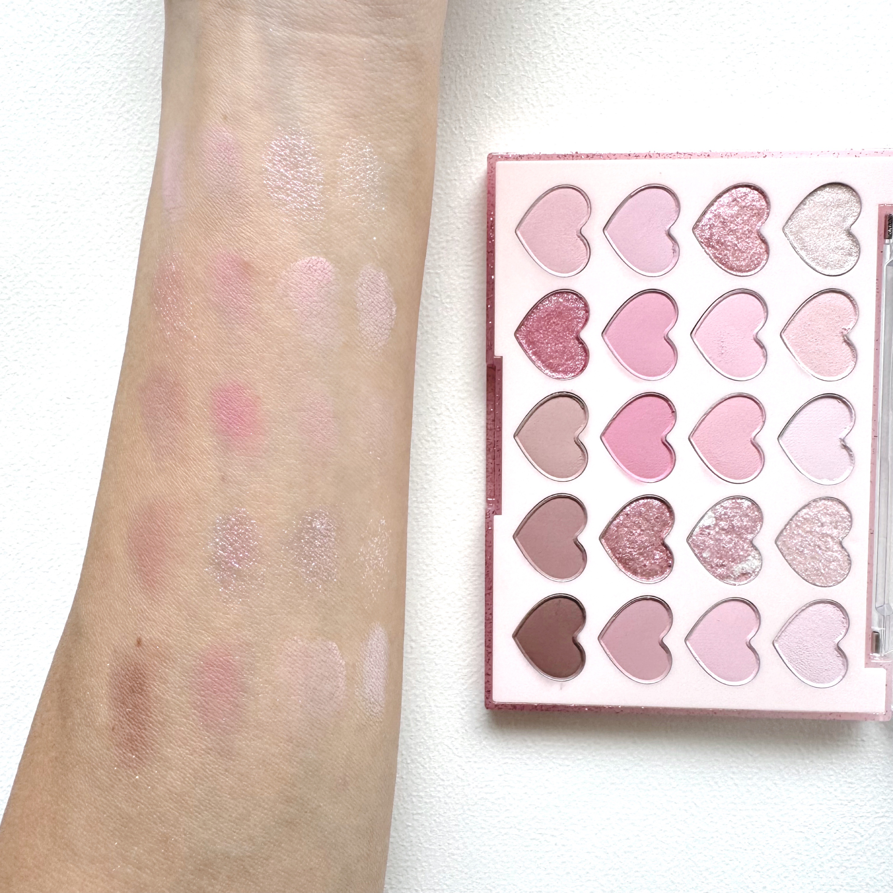 ムードシャドウパレット 07 ラブハート/dasique/アイシャドウパレットを使ったクチコミ（2枚目）