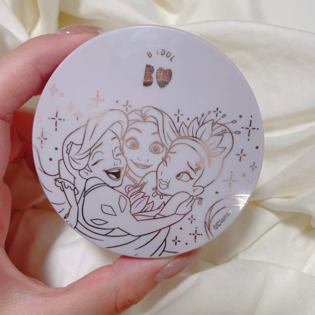 シルクアイスパウダー/b idol/ルースパウダーを使ったクチコミ(1枚目)