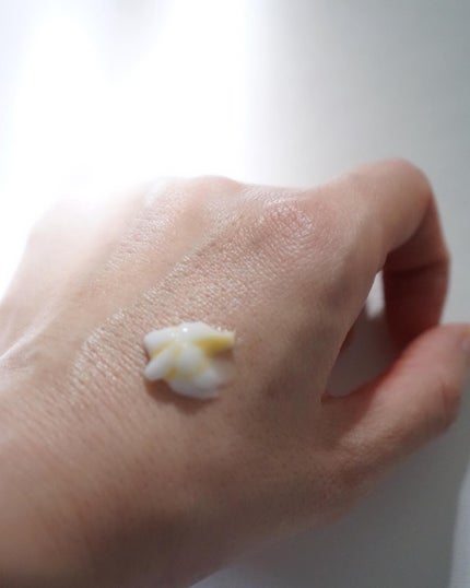 ホワイトトリュフダブルモイスチャークリーム/ダルバ/フェイスクリームを使ったクチコミ(4枚目)