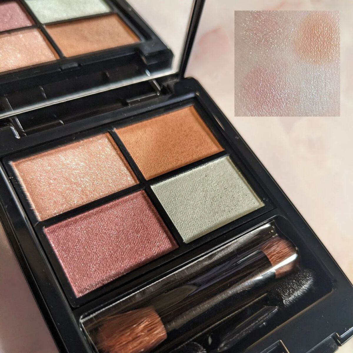 ミネラルクラッシィシャドー/エトヴォス/アイシャドウパレットを使ったクチコミ（2枚目）