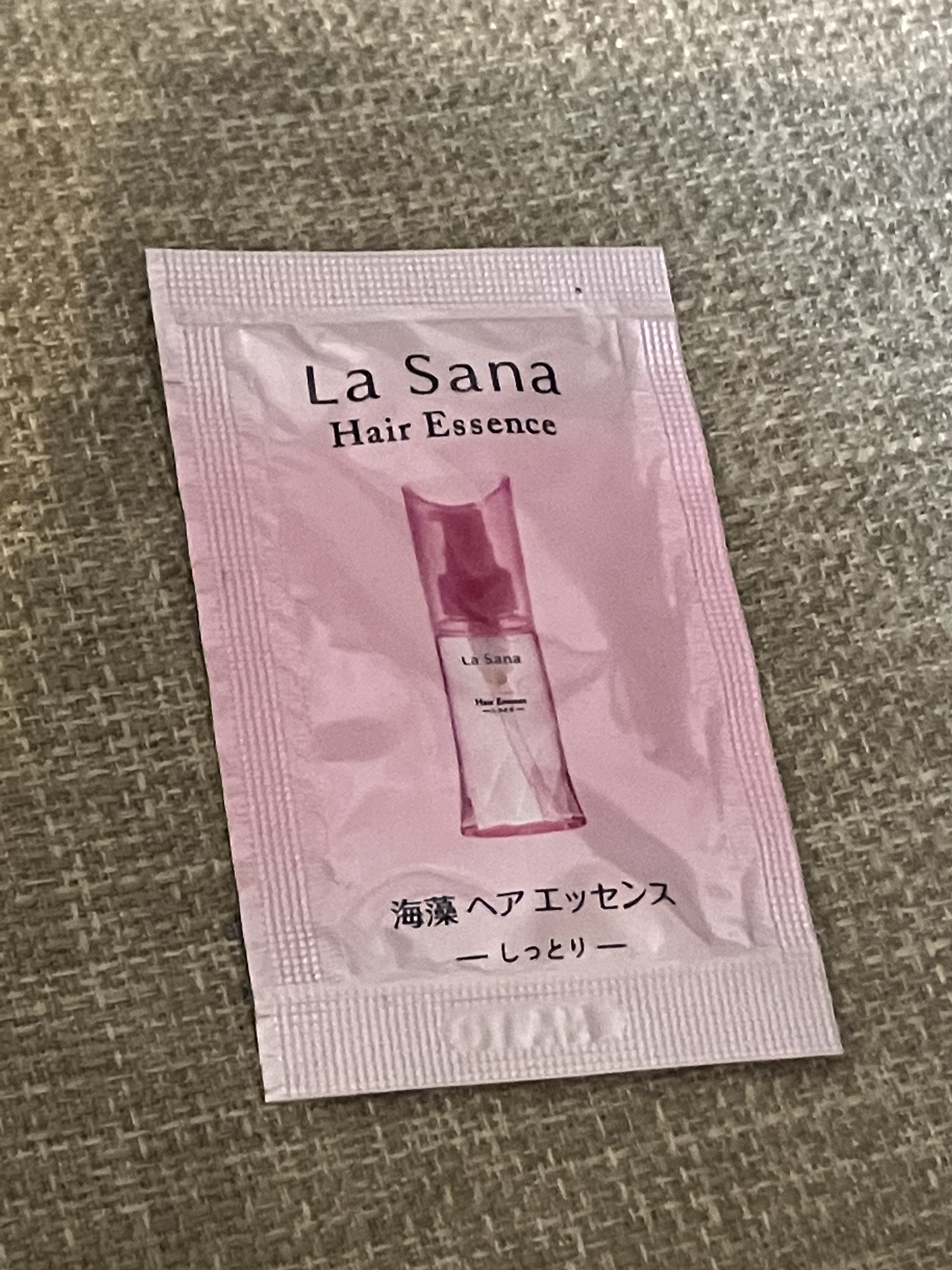 海藻 ヘア エッセンス しっとり/ラサーナ/ヘアオイルを使ったクチコミ（1枚目）