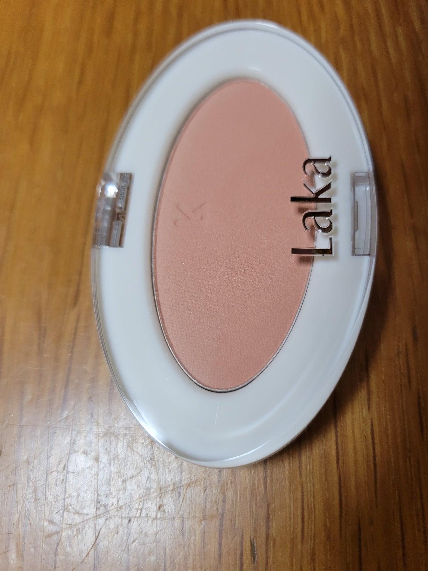 ラブシルクブラッシュ/Laka/パウダーチークを使ったクチコミ(1枚目)