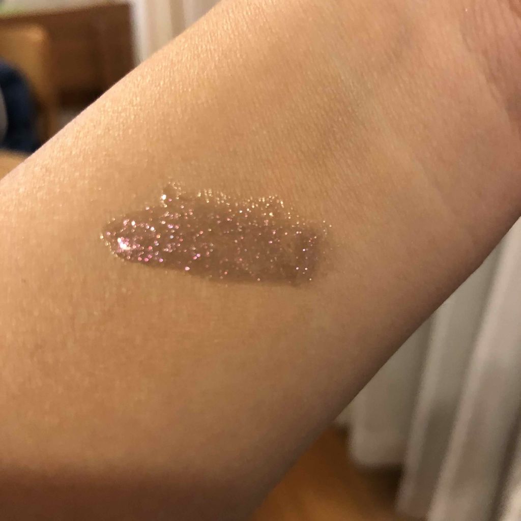 LIP38℃ +UnFrame<ホログラフィック>/UZU BY FLOWFUSHI/リップグロスを使ったクチコミ(2枚目)