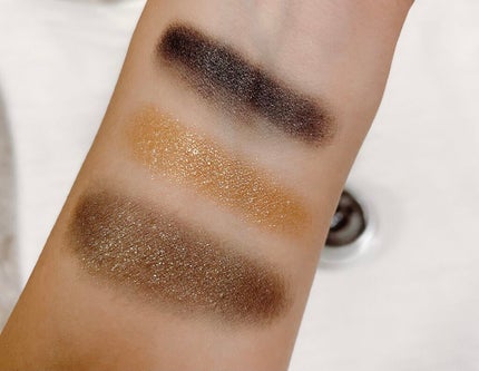 クリーム アンド パウダー アイ カラー 13 ブラック サンド/TOM FORD BEAUTY/ジェル・クリームアイシャドウを使ったクチコミ(2枚目)