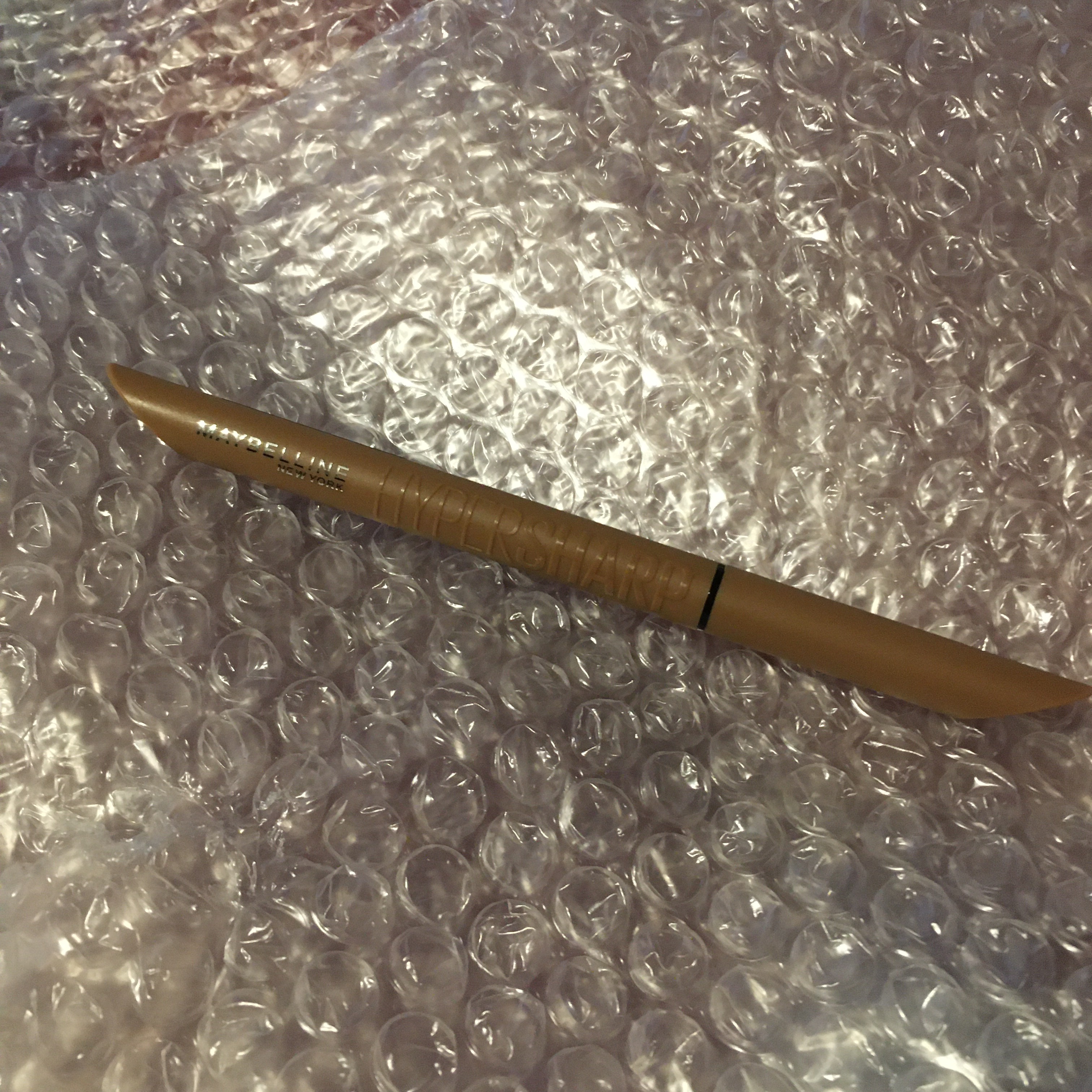 ウルトラカラー アイライナー/MAYBELLINE NEW YORK/リキッドアイライナーを使ったクチコミ（1枚目）