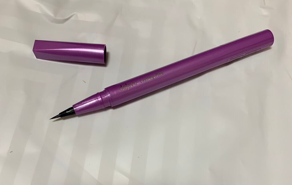 「密着アイライナー」ショート筆リキッド/デジャヴュ/リキッドアイライナーを使ったクチコミ(1枚目)