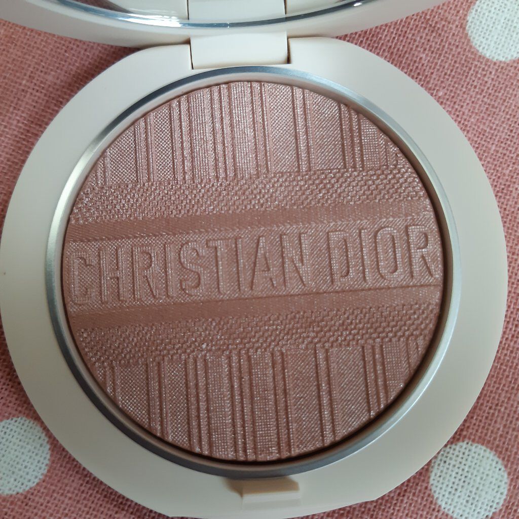 ディオールスキン フォーエヴァー クチュール ルミナイザー 002 ピンク リビエラ〈ディオリビエラ エディション〉/Dior/プレストパウダーを使ったクチコミ（2枚目）