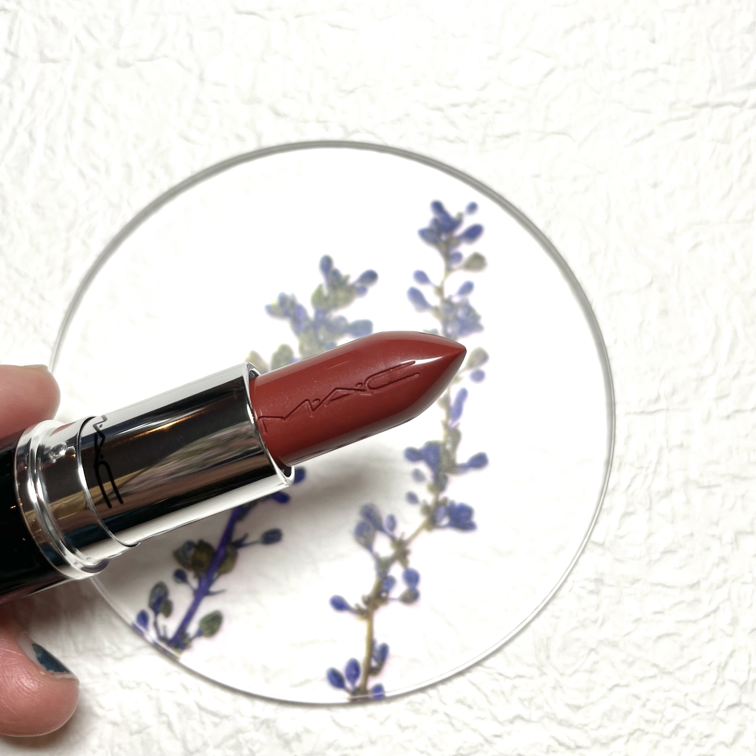 ラスターガラス リップスティック ビジネス カジュアル/M・A・C/口紅を使ったクチコミ（2枚目）