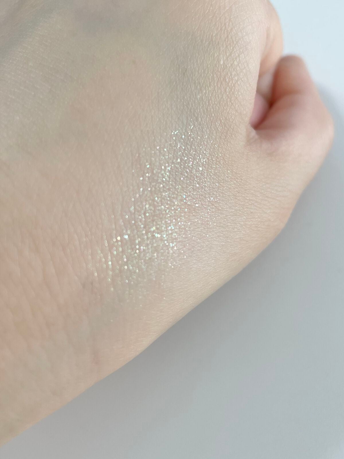 ラズル アイカラー/エレガンス ラズル /単色アイシャドウを使ったクチコミ(3枚目)