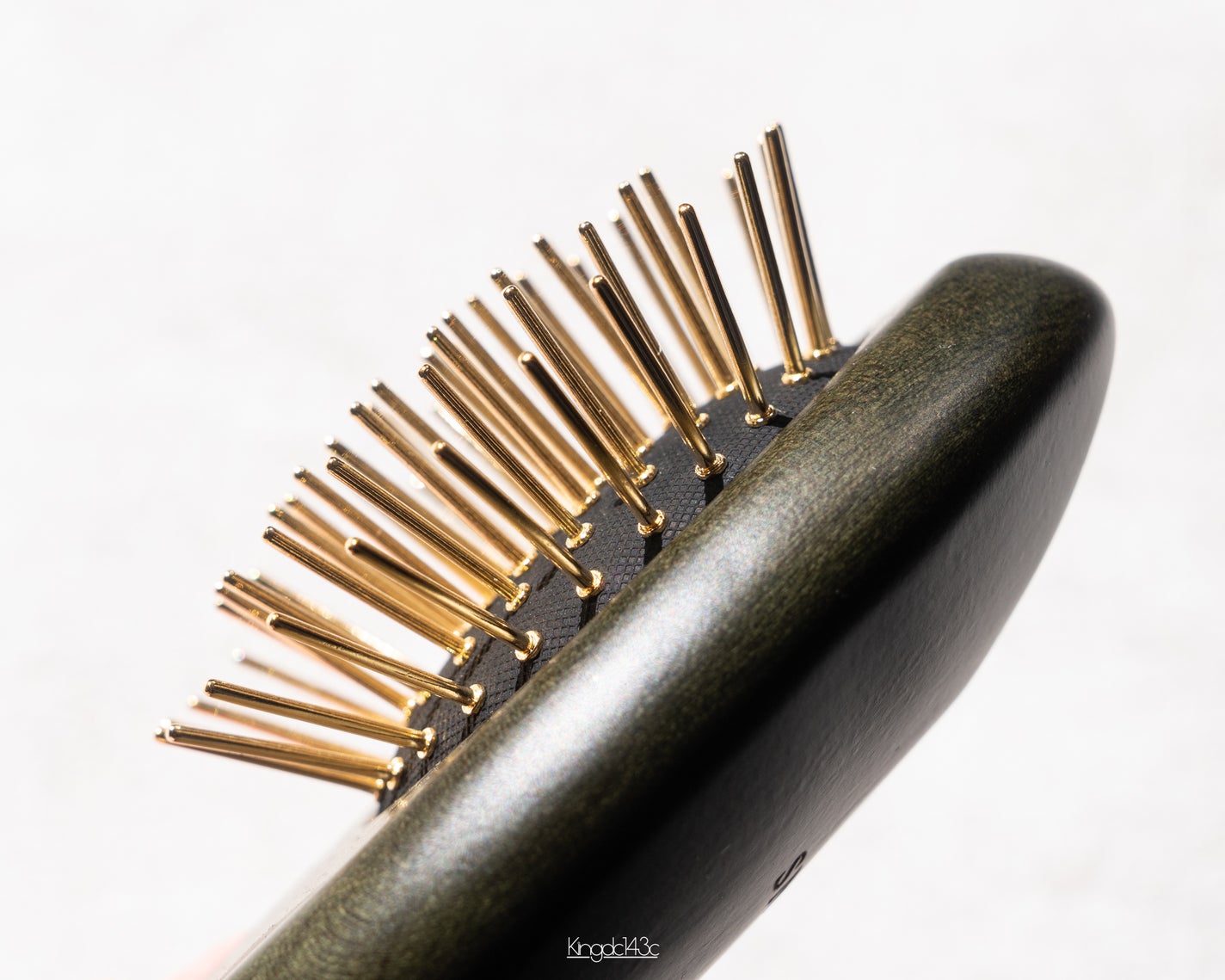 プレミアム FOX カッサ ゴースト ヘアブラシ ブラック/SNOW FOX SKINCARE/ヘアブラシを使ったクチコミ(5枚目)