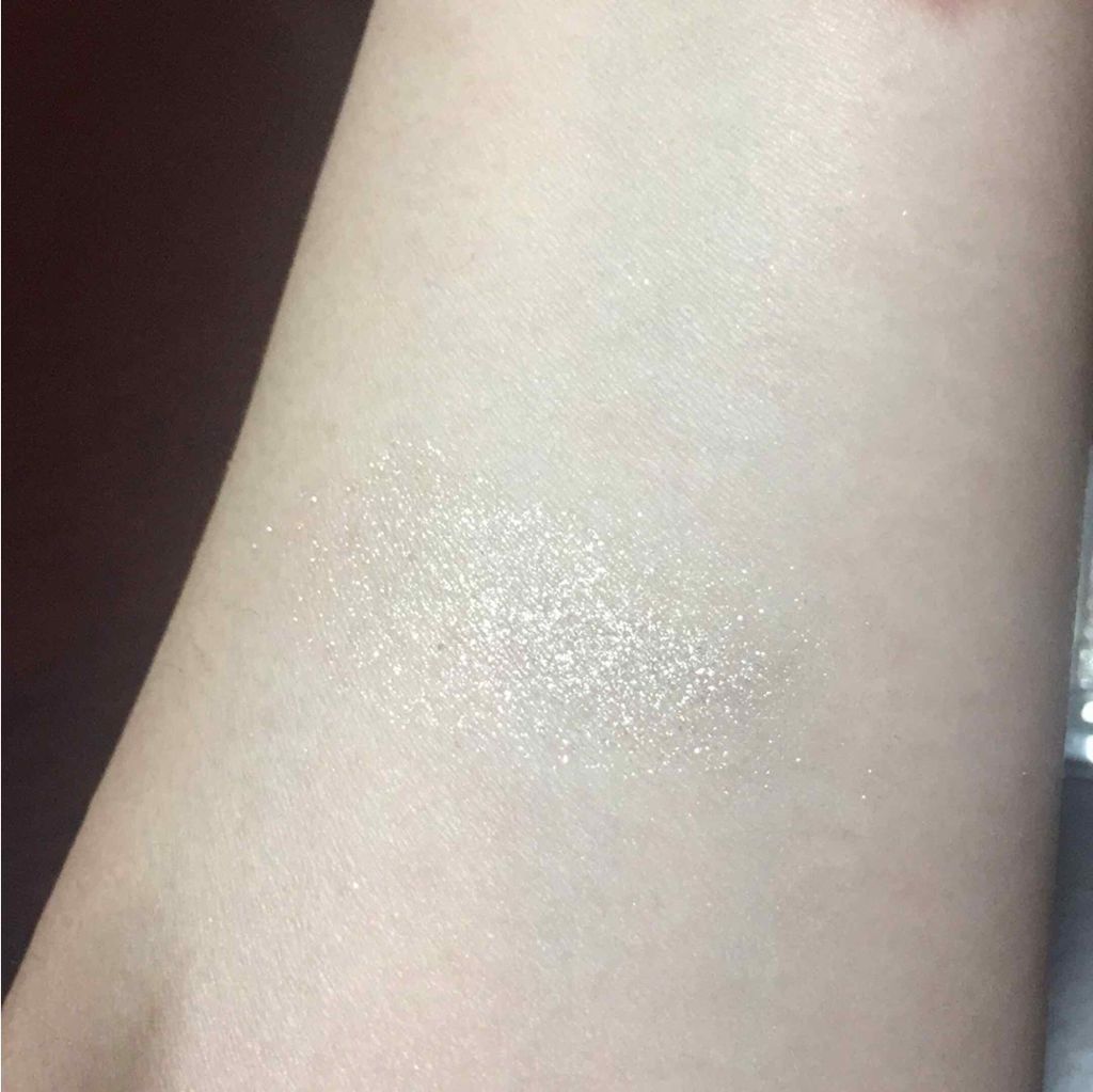 シングルカラーアイシャドウ/CEZANNE/単色アイシャドウを使ったクチコミ(4枚目)