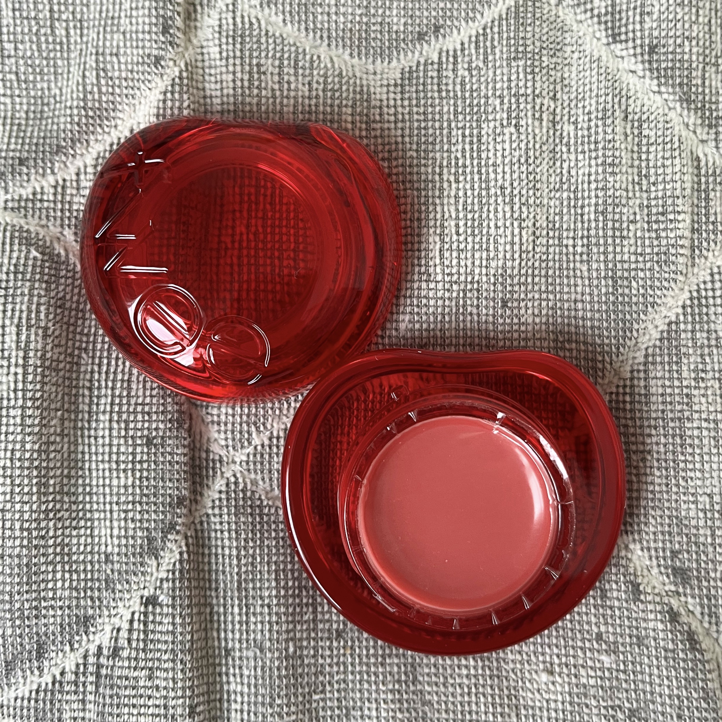 フィー リップアンドチーク グローイジェリーポット JC02 メロウマンゴー/fwee/リップグロスを使ったクチコミ（3枚目）