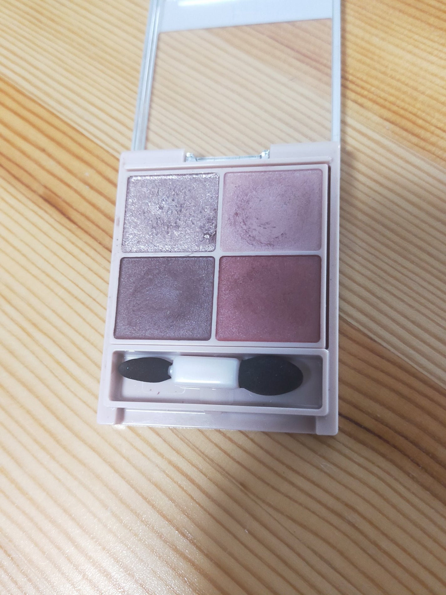 シルキースフレアイズ(マットタイプ)/キャンメイク/アイシャドウパレットを使ったクチコミ(2枚目)