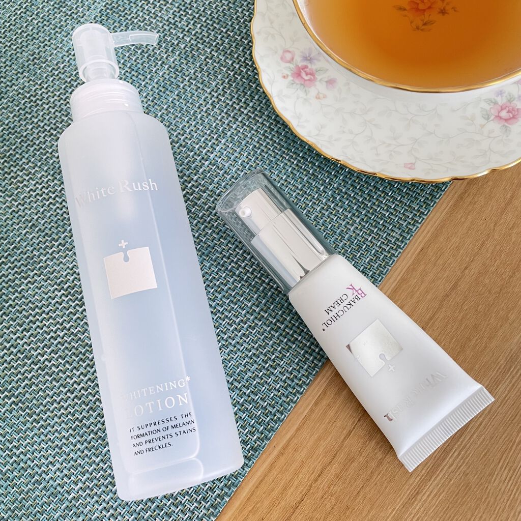 White Rush WHITENING LOTION（美白化粧水）のクチコミ「〔ホワイトラッシュ〕

透明感のあるお肌に導いてくれるスキンケア💕

ホワイトラッシュ
美白化.....」（1枚目）