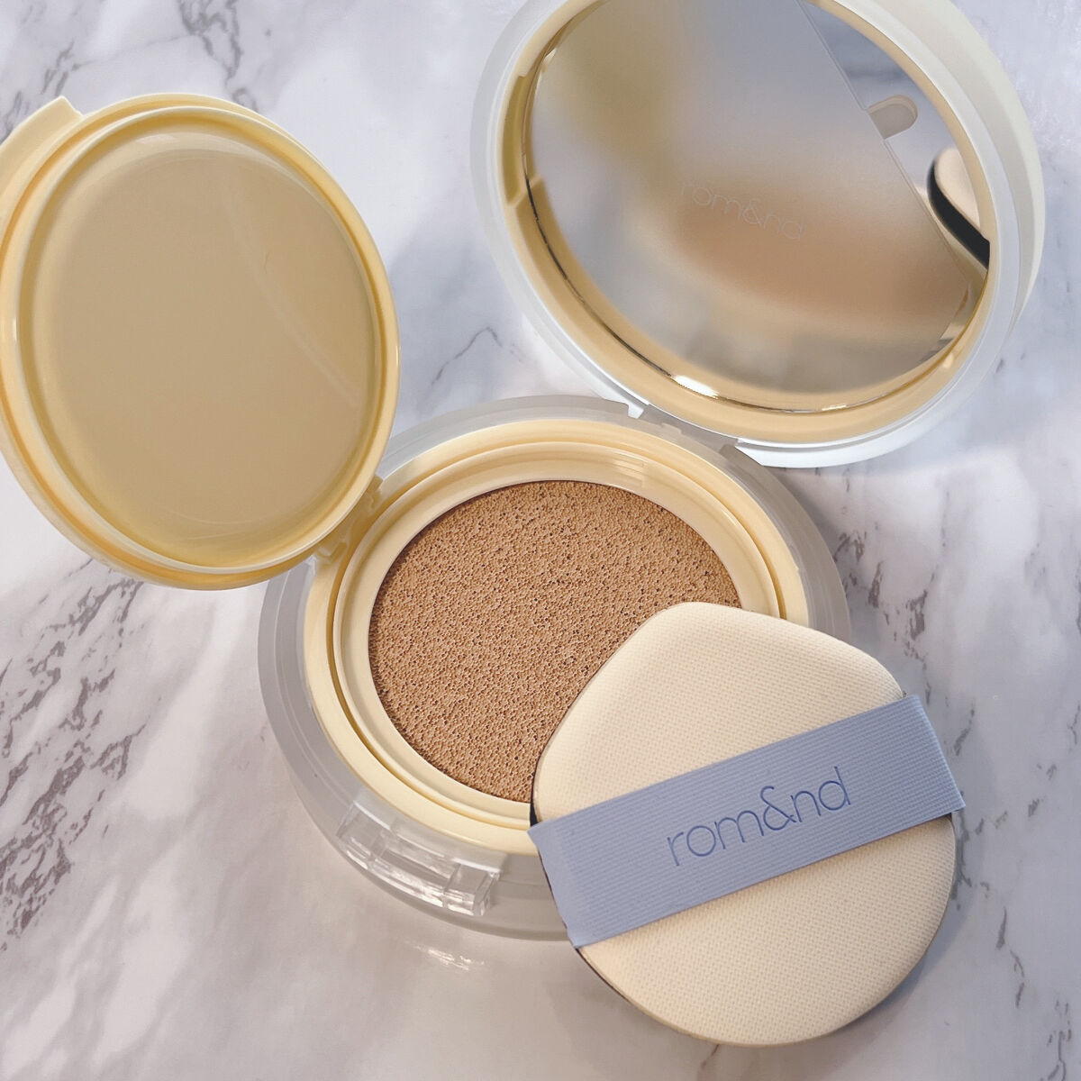 ヌーゼロクッション 04 ベージュ 23/rom&nd/クッションファンデーションを使ったクチコミ（2枚目）