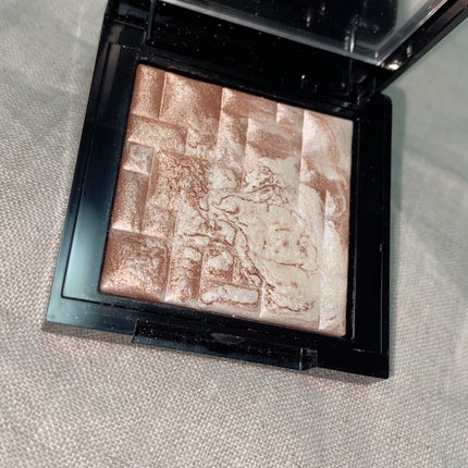 ハイライティング パウダー/BOBBI BROWN/パウダーハイライトを使ったクチコミ(4枚目)