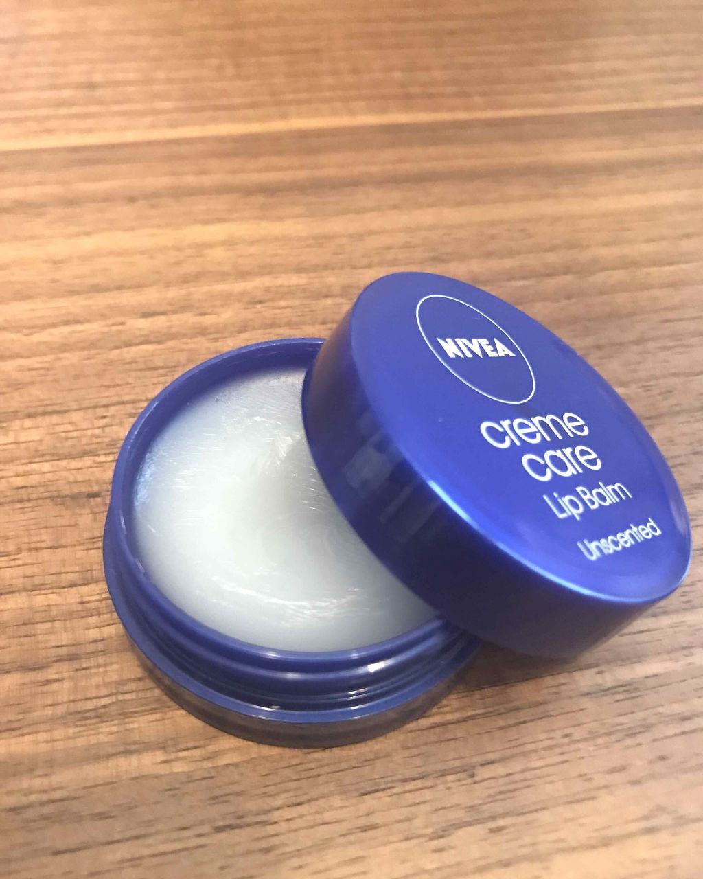 ニベア クリームケア リップバーム 無香料/ニベア/リップケアを使ったクチコミ(4枚目)