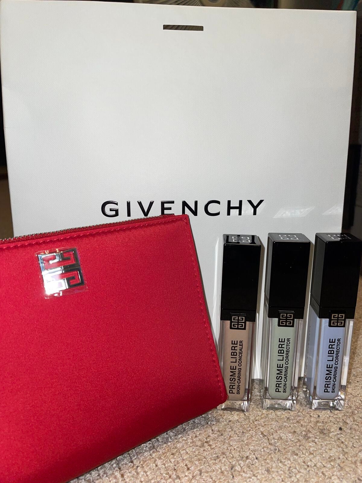 プリズム・リーブル・スキンケアリング・コンシーラー/GIVENCHY/リキッドコンシーラーを使ったクチコミ(1枚目)