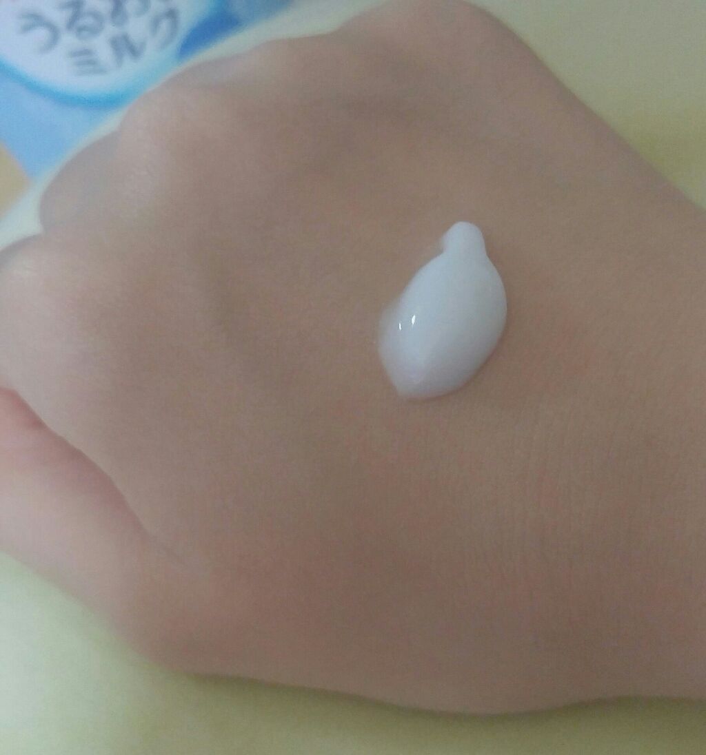 角層まで浸透する うるおいバスミルク ほのかでパウダリーな香り/ビオレu/保湿系入浴剤を使ったクチコミ（3枚目）