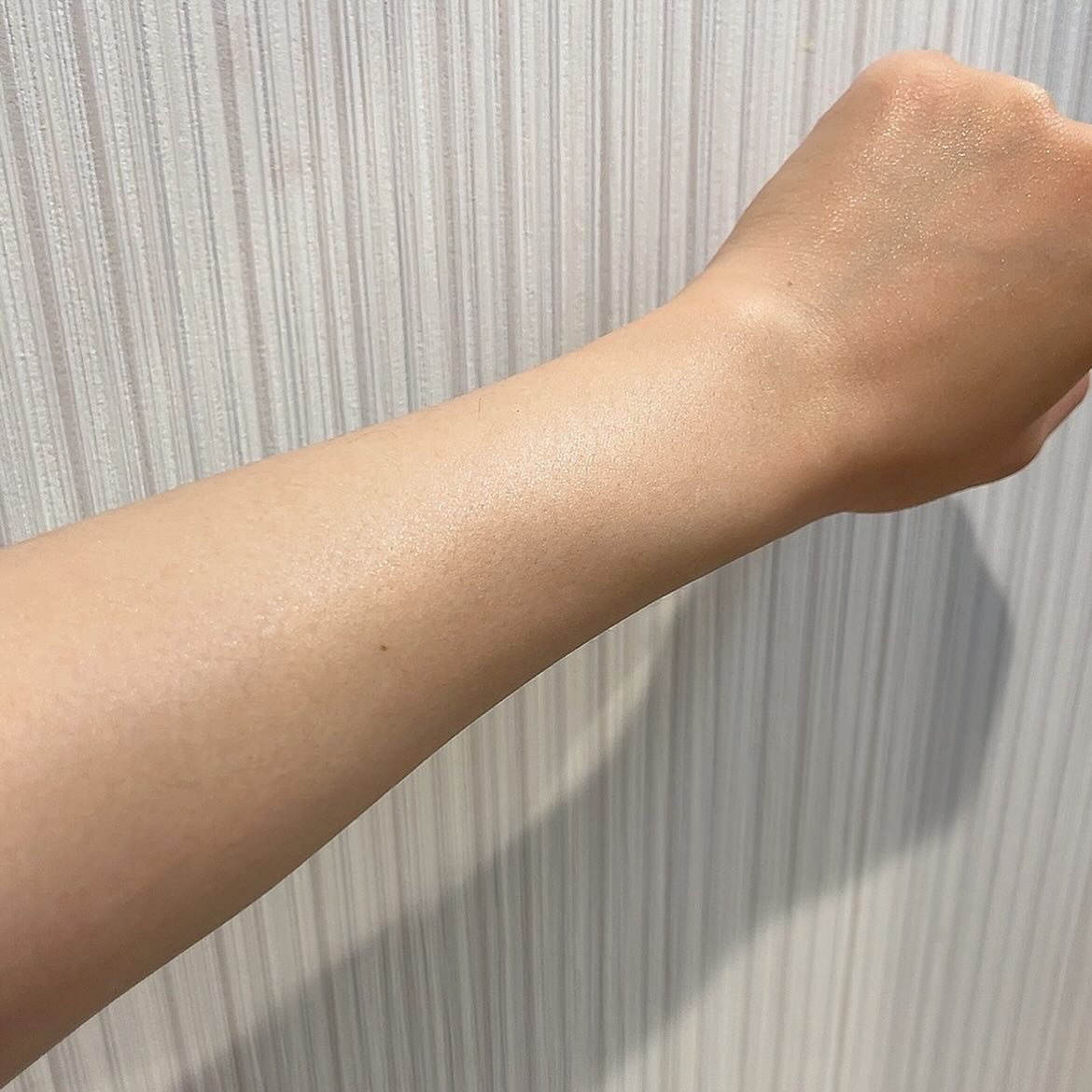 オーガニックボディーオイル ‐メロウニス ボディオイル マグノリア&サンダルウッド/AROMATICA/ボディオイルを使ったクチコミ（3枚目）