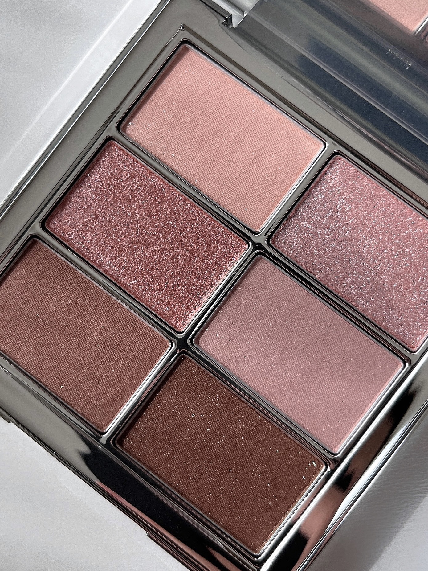 アイ ヴィーガン シアーパレット 02 シアーピンク/AMUSE/アイシャドウパレットを使ったクチコミ（2枚目）