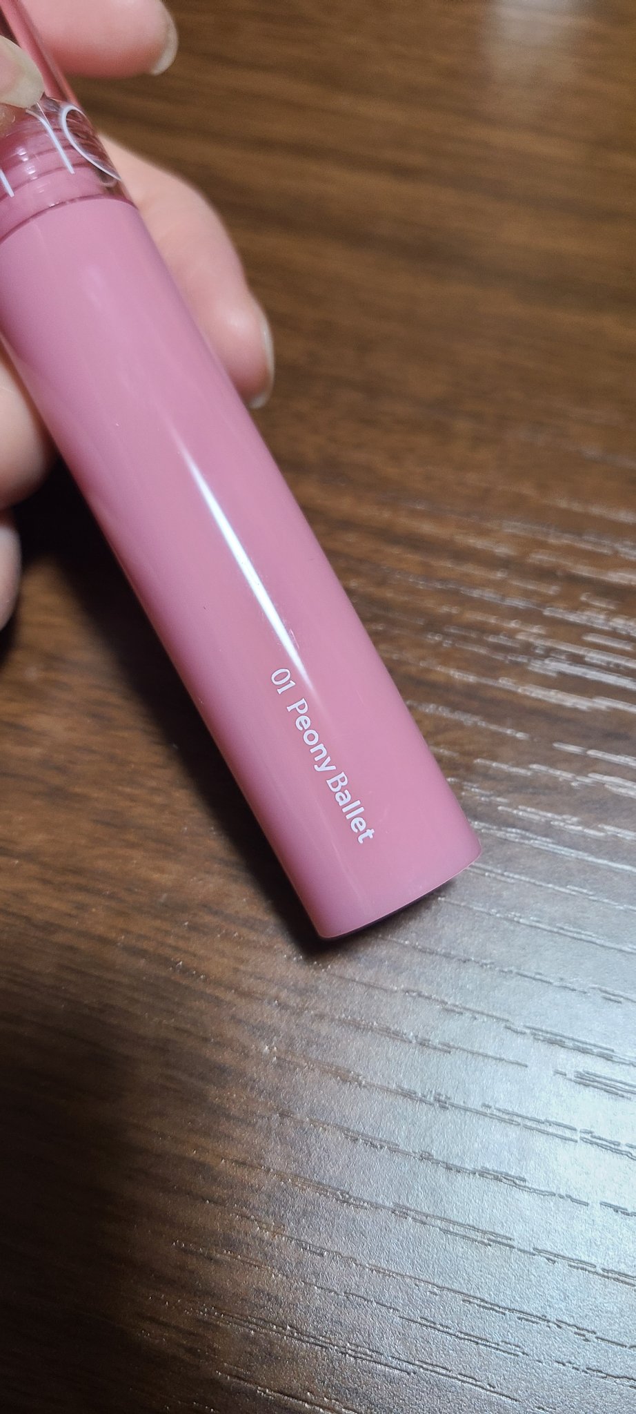 グラスティングカラーグロス/rom&nd/リップグロスを使ったクチコミ（2枚目）