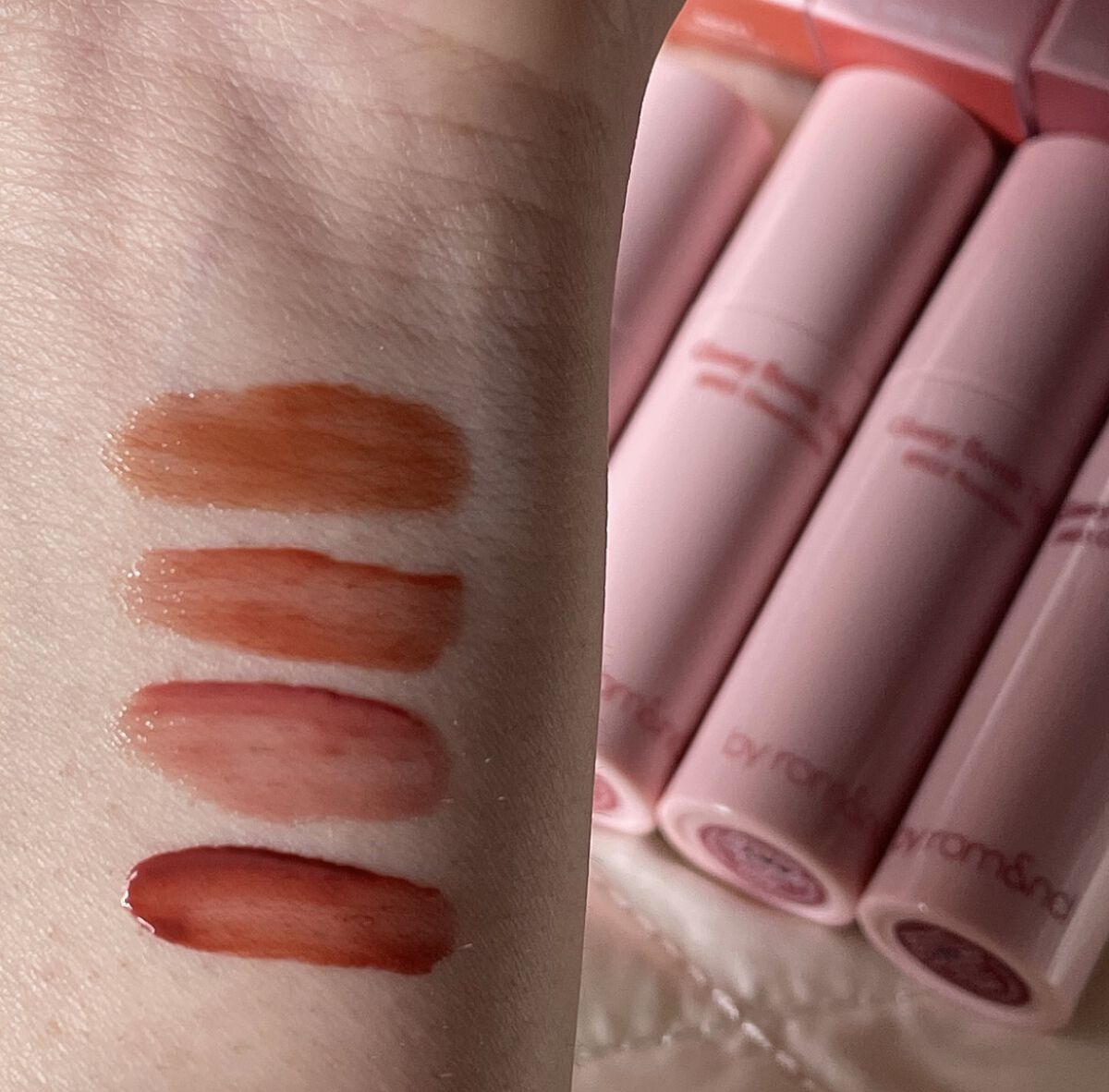 アンドバイロムアンド　グラッシーボムティント/&nd by rom&nd/リップティントを使ったクチコミ（3枚目）