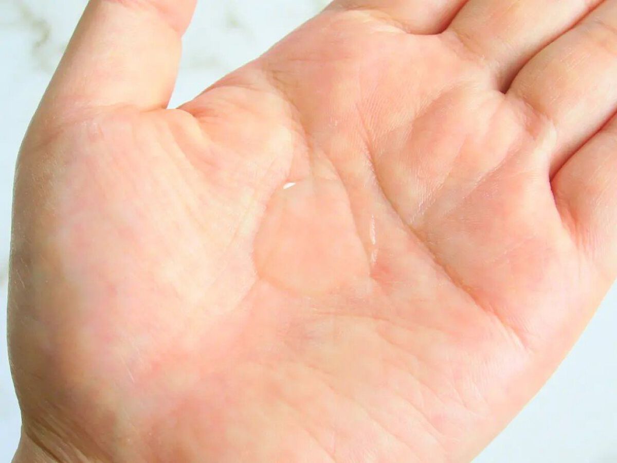 エッセンシャル プレミアム ウォータートリートメント EXスムース/エッセンシャル/アウトバストリートメントを使ったクチコミ（3枚目）