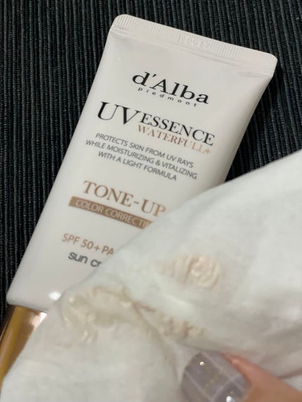 ウォータフルトーンアップサンクリーム/ダルバ/日焼け止めクリームを使ったクチコミ(3枚目)