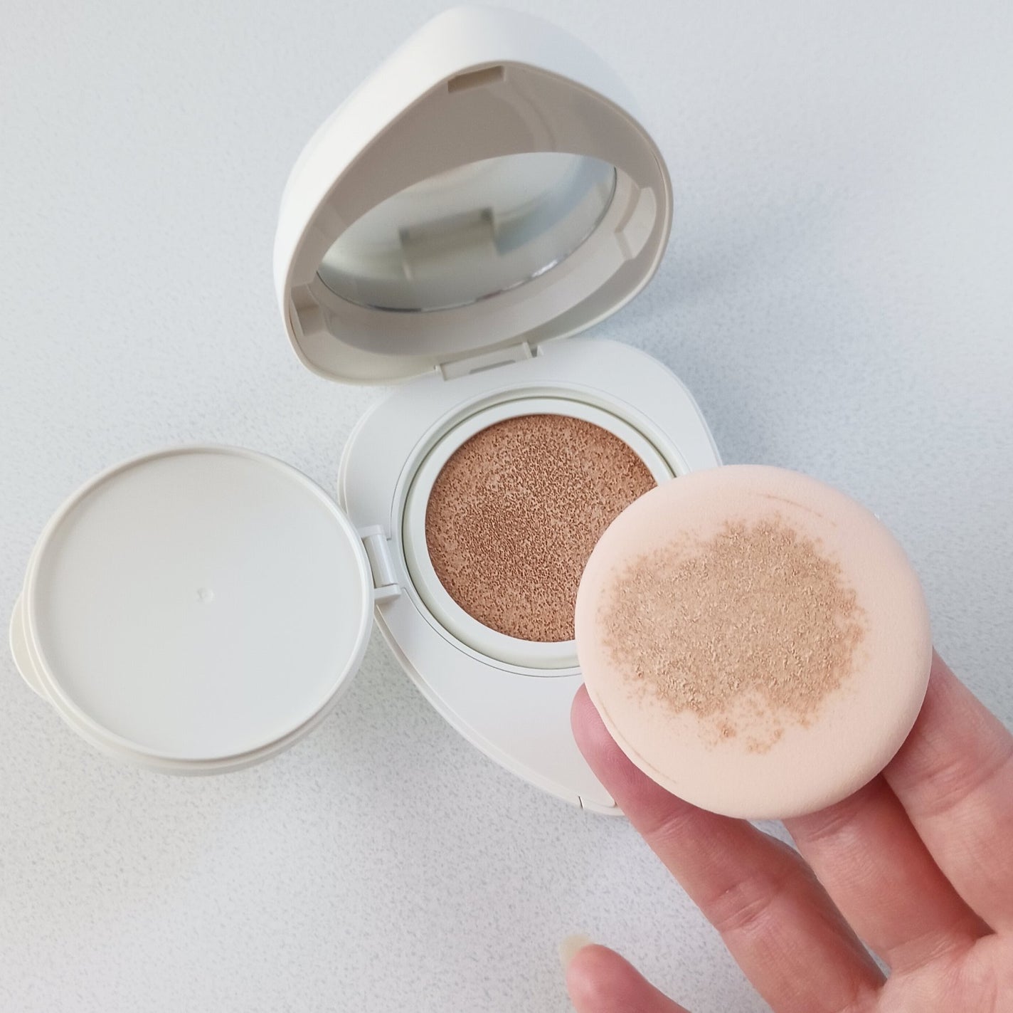 トワタッチ ハートクッション マットカバー/troistouch/クッションファンデーションを使ったクチコミ(2枚目)