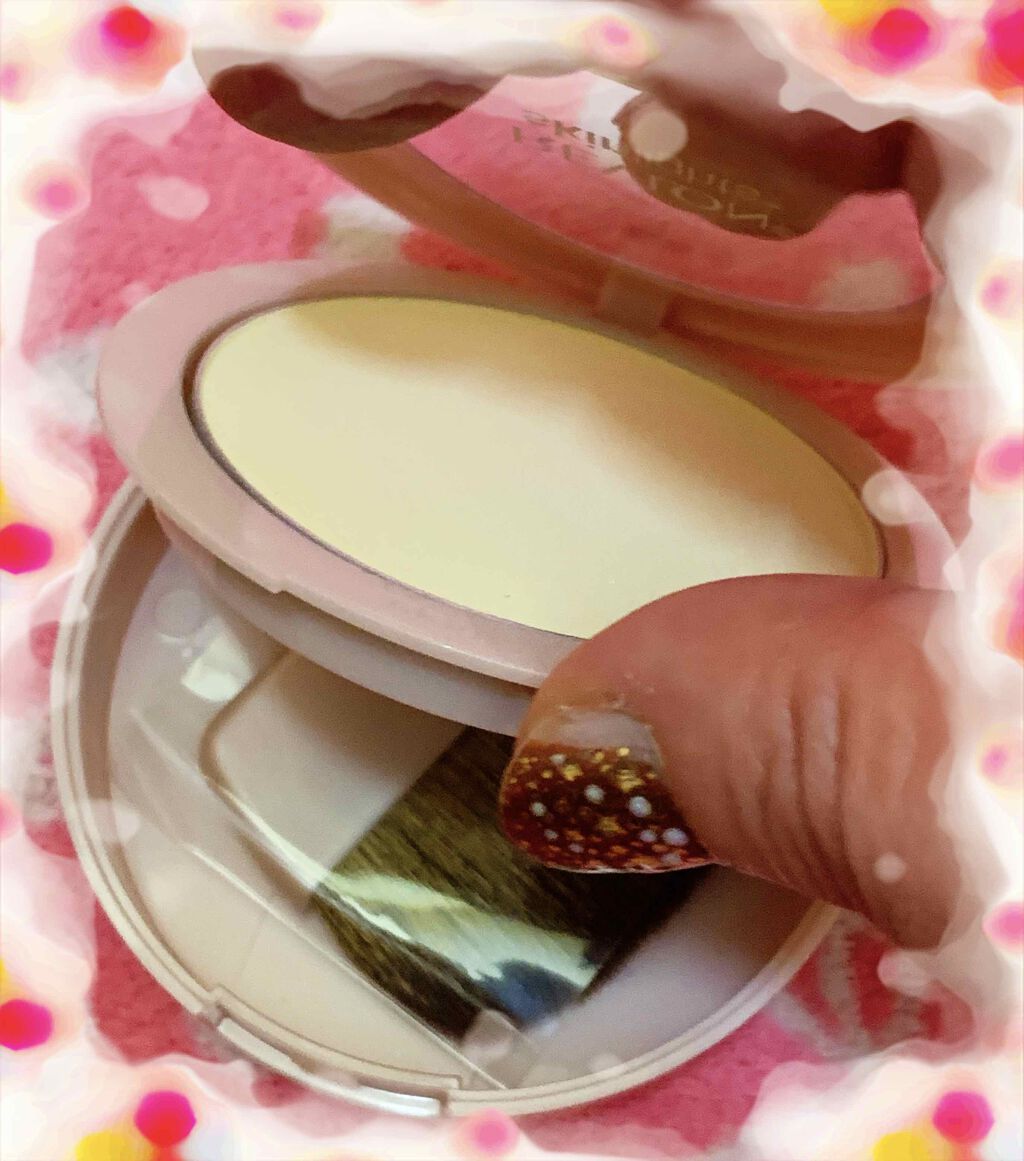 スキンライト プレスト パウダー/REVLON/プレストパウダーを使ったクチコミ（2枚目）