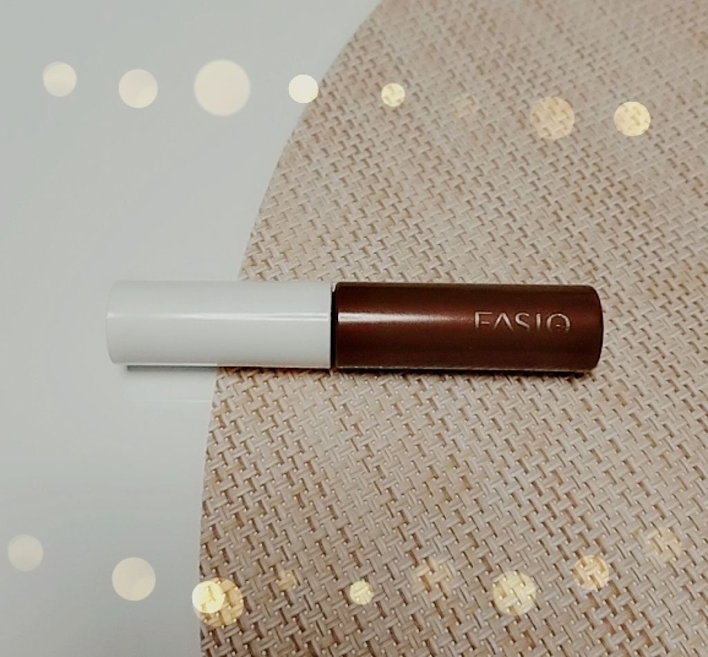 FASIO チップトリック パウダー アイブロウのクチコミ「うーん…と思ったファシオのチップアイブロウです🐥💦
写真映えするように少しデコりました。（限界.....」（1枚目）