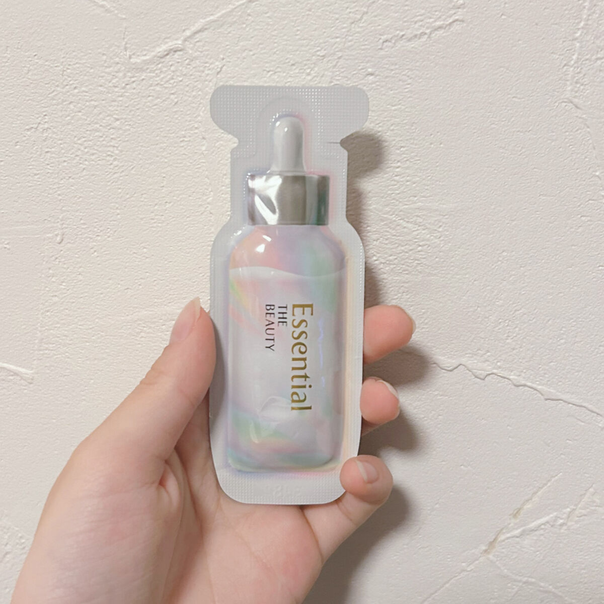 ザビューティ うるツヤチャージヘアパック/エッセンシャル/ヘアマスク・ヘアパックを使ったクチコミ（2枚目）